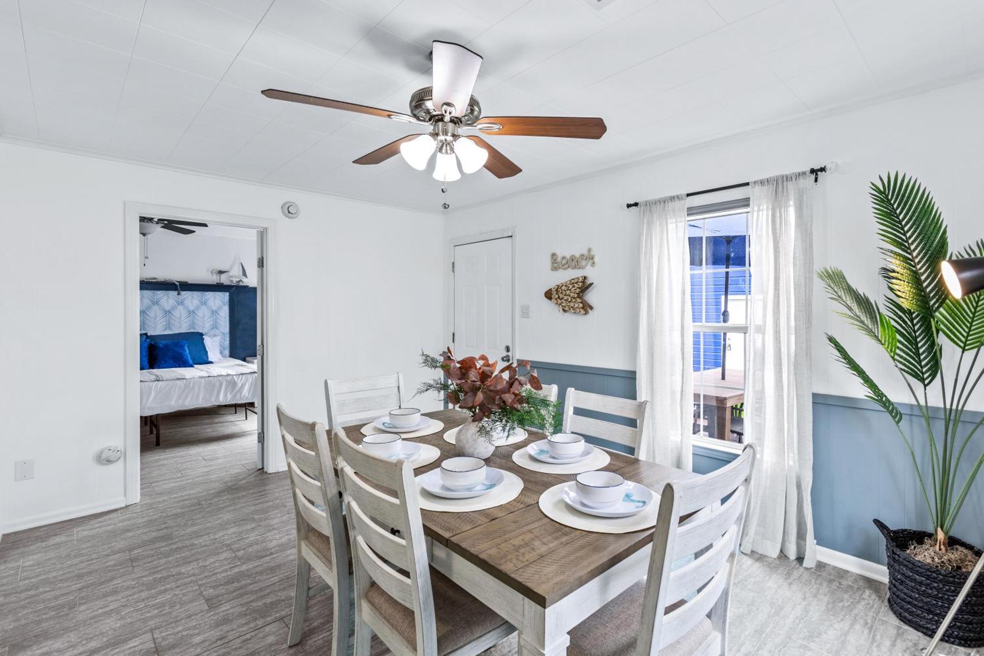 The Blue Oasis With Handicap Ramp Access Dog Friendly & Cowboy Pool Galveston Exterior photo
